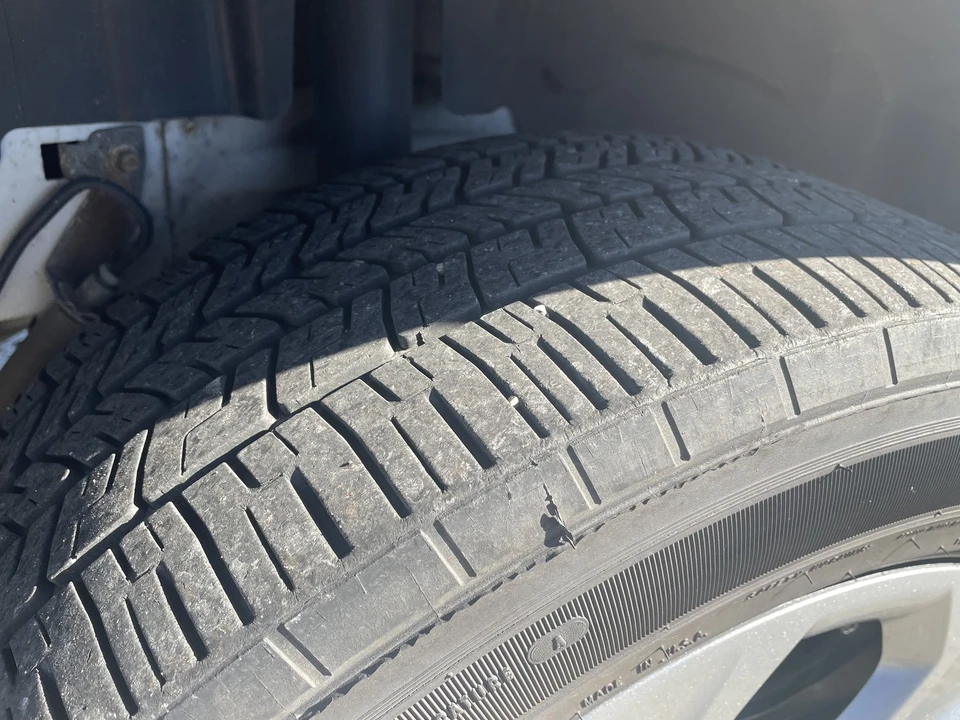 2015 Ford Explorer 5th Gen - Image 13 of 21