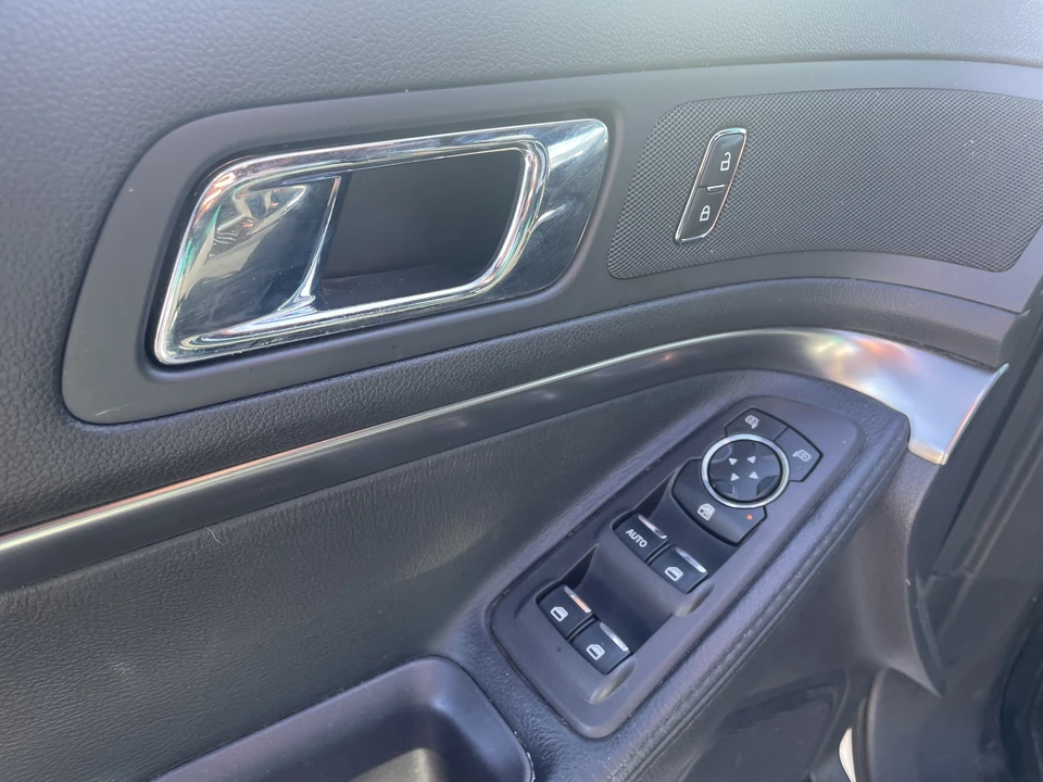 2015 Ford Explorer 5th Gen - Image 19 of 21