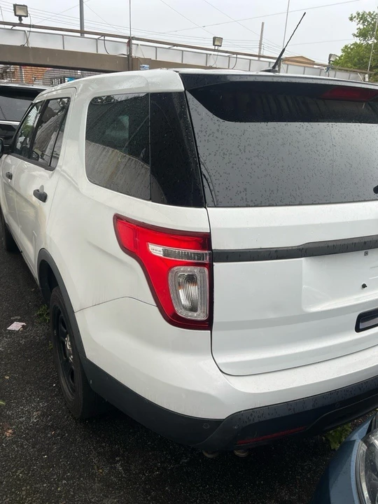 2015 Ford Explorer 5th Gen - Image 6 of 8