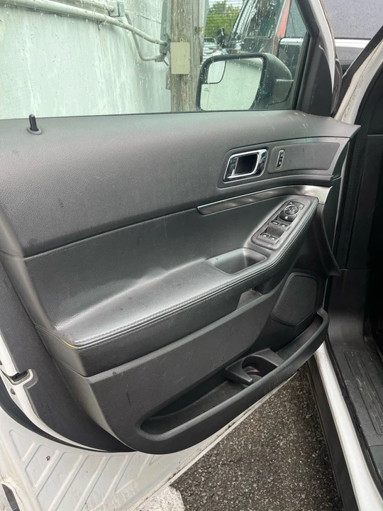 2015 Ford Explorer 5th Gen - Image 8 of 8