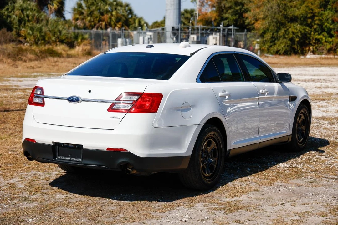 2015 Ford Taurus 6th Gen - Image 11 of 12