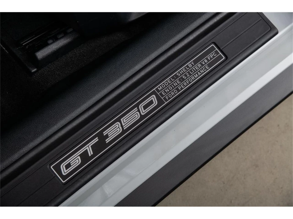 2015 Ford S550 Shelby Mustang GT350 - Image 23 of 31
