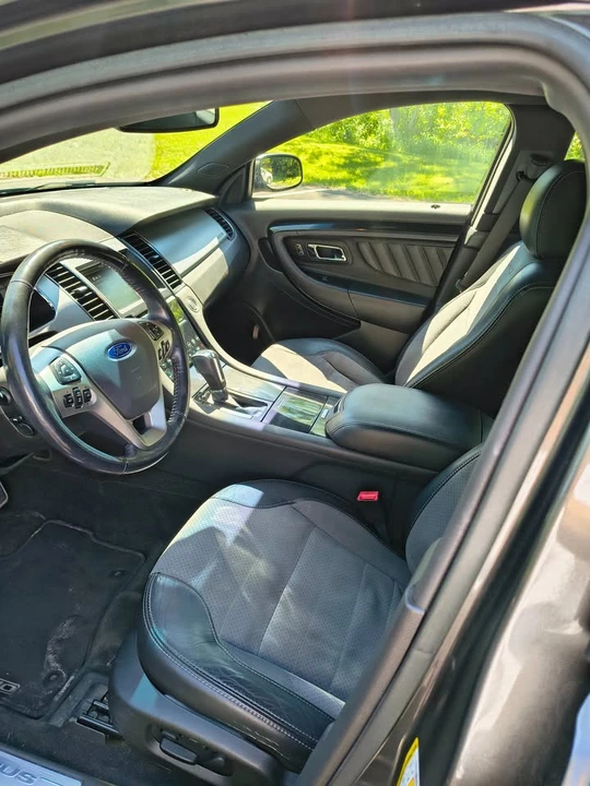 2015 Ford Taurus SHO 6th Gen - Image 8 of 11