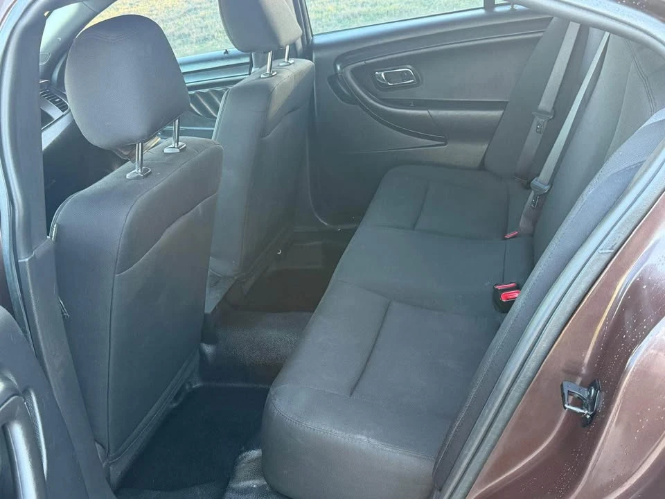 2015 Ford Taurus 6th Gen - Image 8 of 8