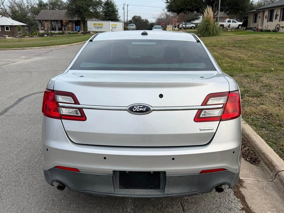 2015 Ford Taurus 6th Gen - Image 6 of 10