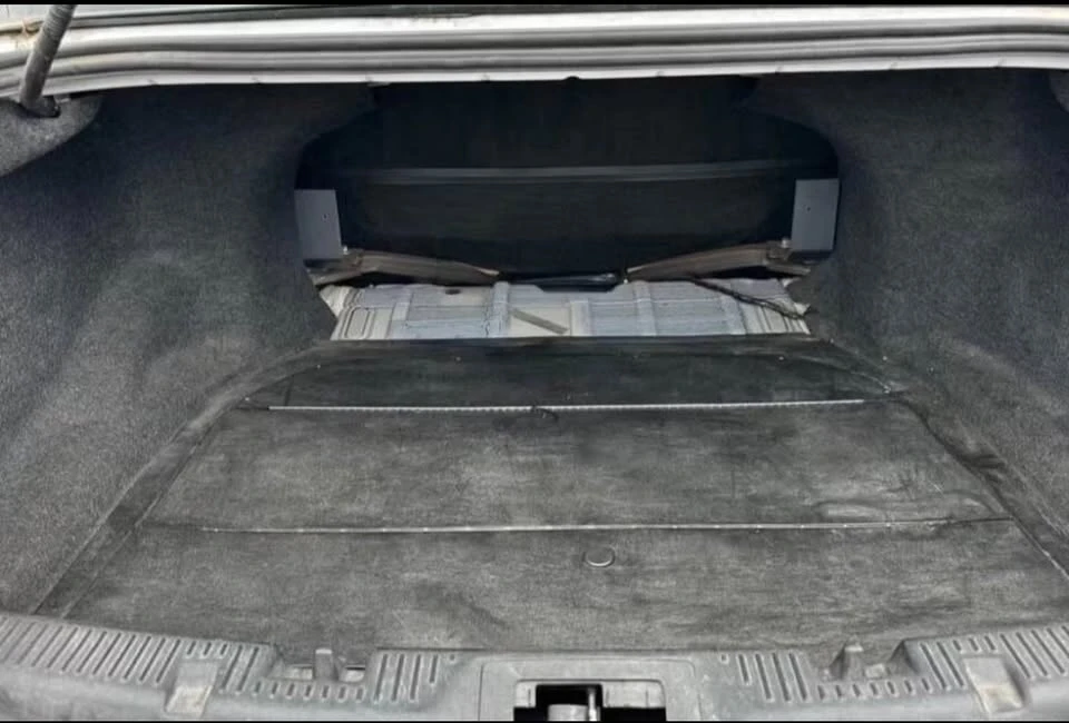 2015 Ford Taurus 6th Gen - Image 9 of 10