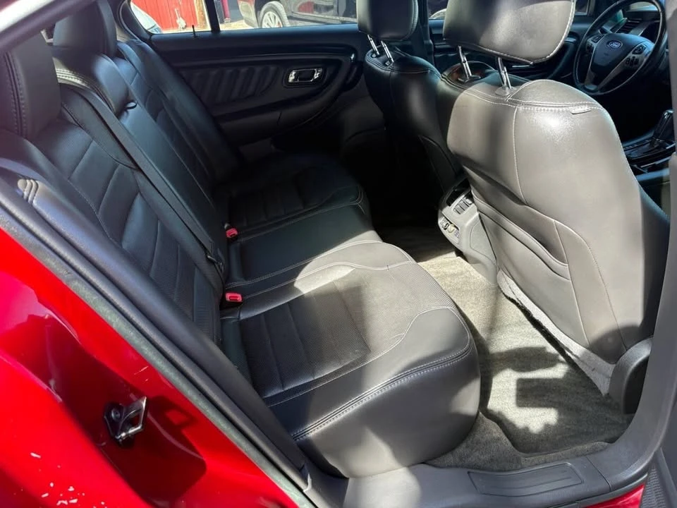 2015 Ford Taurus 6th Gen - Image 10 of 20