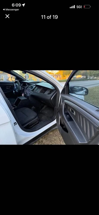 2015 Ford Taurus 6th Gen - Image 11 of 20