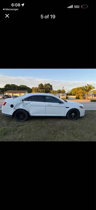 2015 Ford Taurus 6th Gen - Image 17 of 20