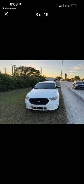 2015 Ford Taurus 6th Gen - Image 19 of 20