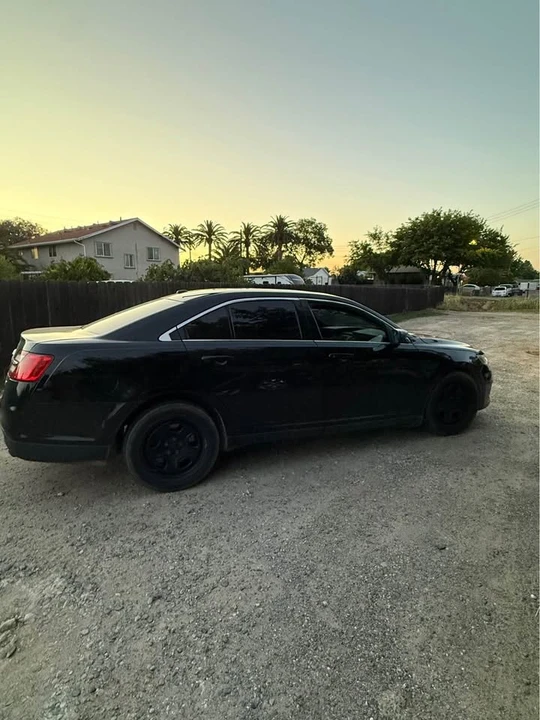 2015 Ford Taurus 6th Gen - Image 4 of 10