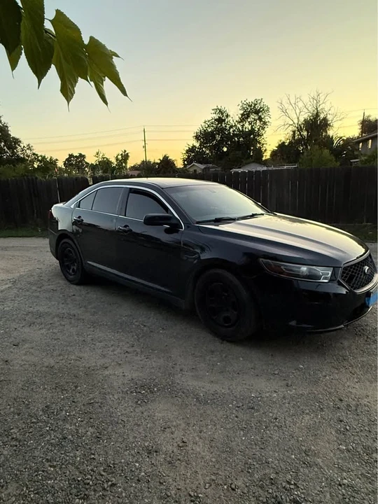 2015 Ford Taurus 6th Gen - Image 3 of 10