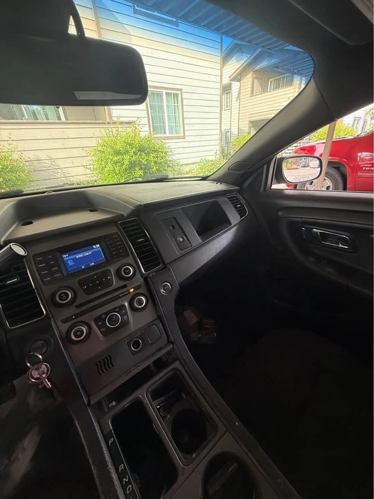 2015 Ford Taurus 6th Gen - Image 7 of 10