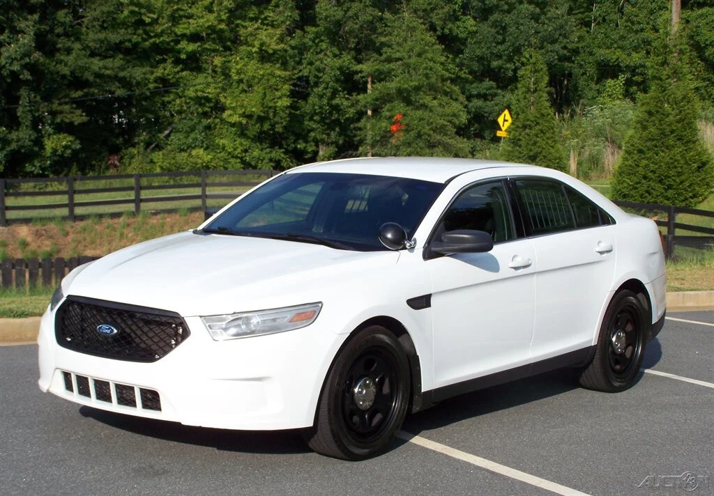 2015 Ford Taurus 6th Gen - Image 3 of 12