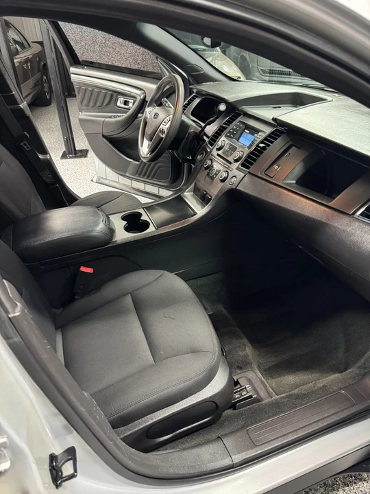 2015 Ford Taurus 6th Gen - Image 22 of 28