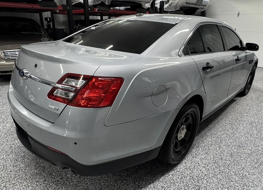2015 Ford Taurus 6th Gen - Image 6 of 28