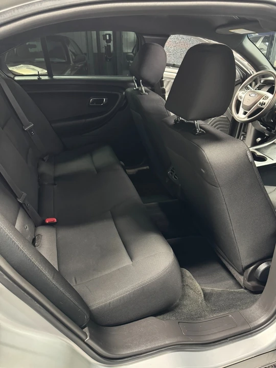 2015 Ford Taurus 6th Gen - Image 20 of 28