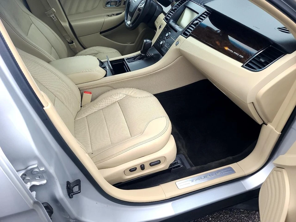 2015 Ford Taurus 6th Gen - Image 13 of 21
