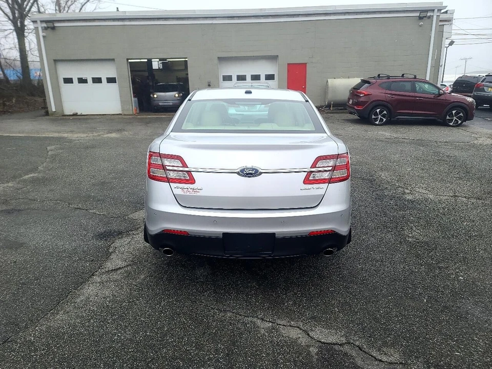 2015 Ford Taurus 6th Gen - Image 6 of 21
