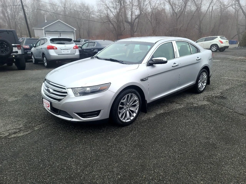 2015 Ford Taurus 6th Gen - Image 3 of 21
