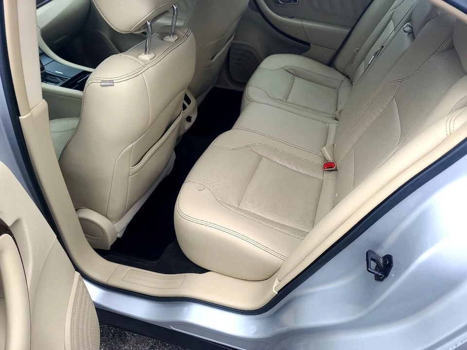 2015 Ford Taurus 6th Gen - Image 11 of 21