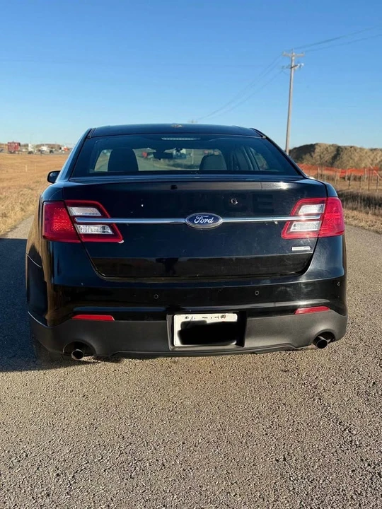 2015 Ford Taurus 6th Gen - Image 8 of 8