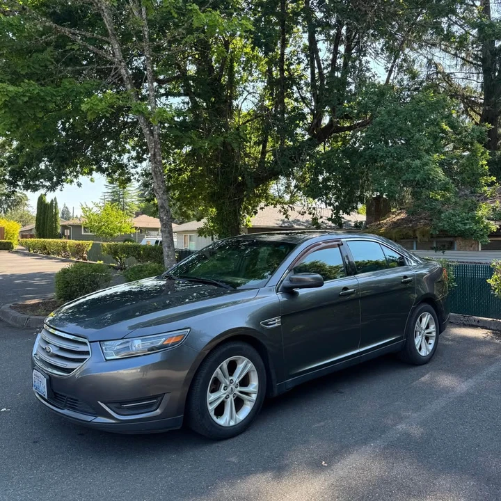 2015 Ford Taurus 6th Gen - Image 3 of 11