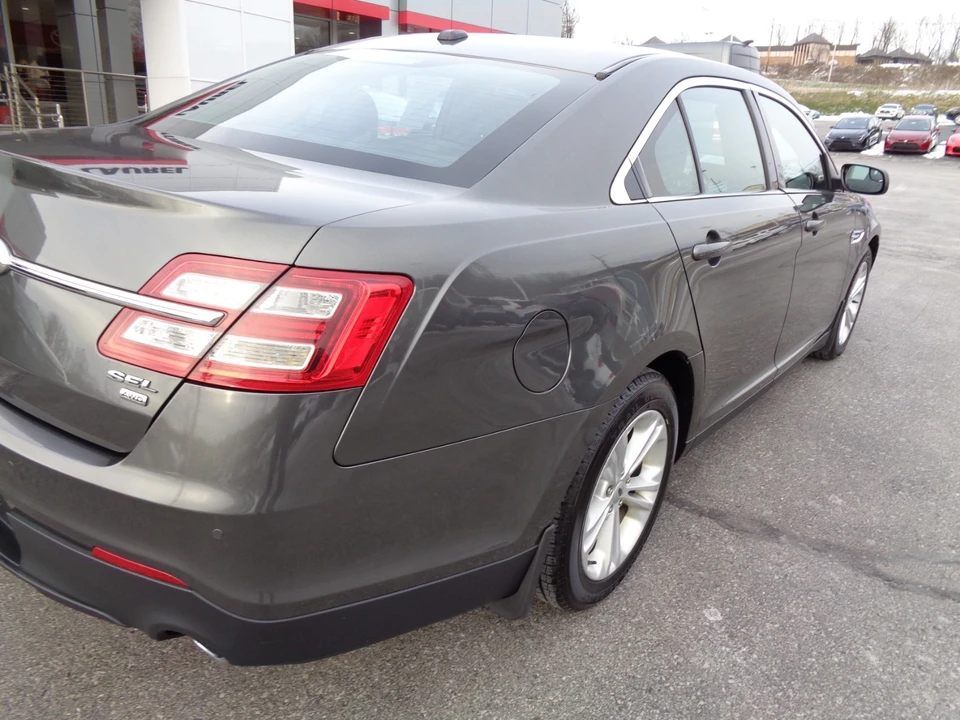 2015 Ford Taurus 6th Gen - Image 4 of 21