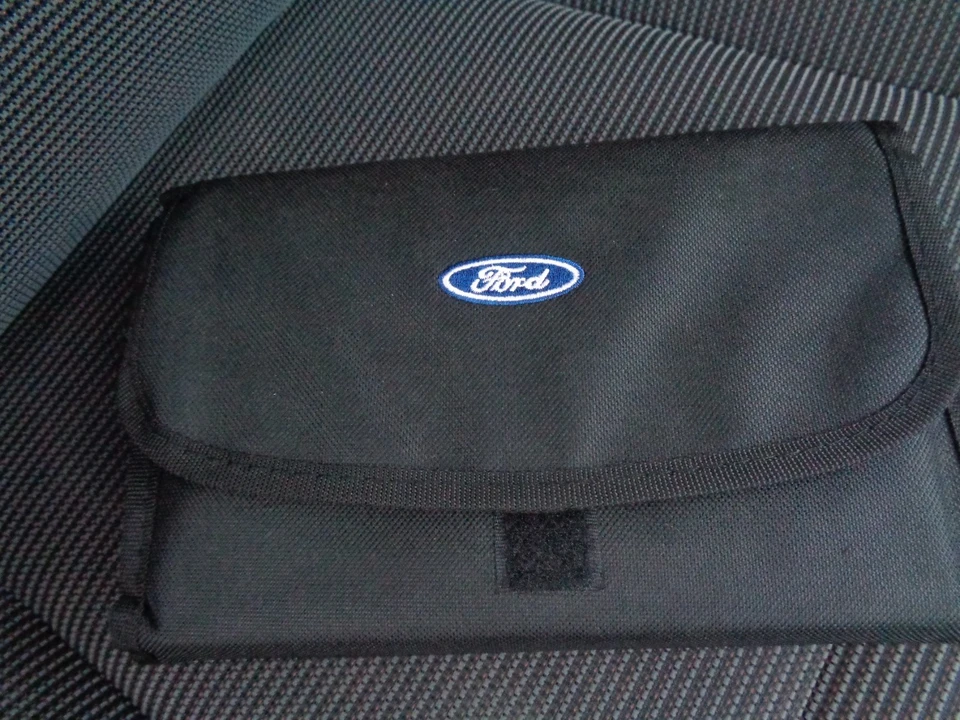 2015 Ford Taurus 6th Gen - Image 21 of 21