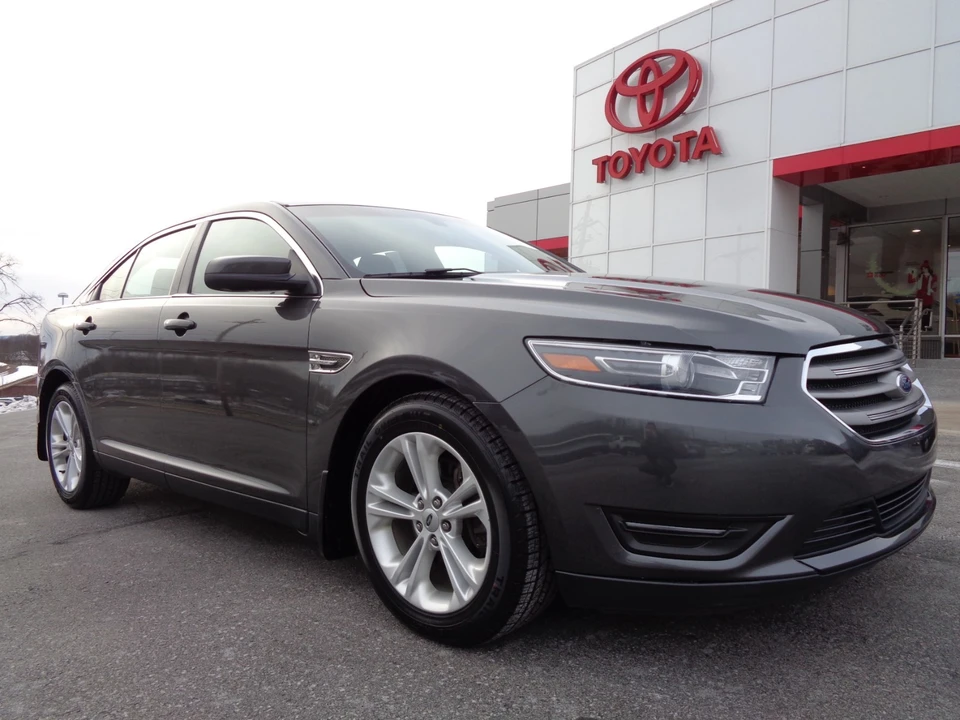 2015 Ford Taurus 6th Gen - Image 2 of 21