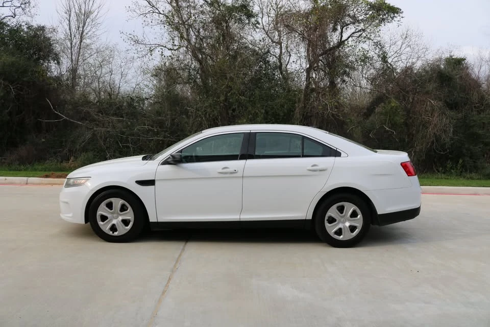 2015 Ford Taurus 6th Gen - Image 8 of 20