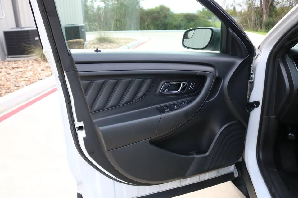 2015 Ford Taurus 6th Gen - Image 12 of 20