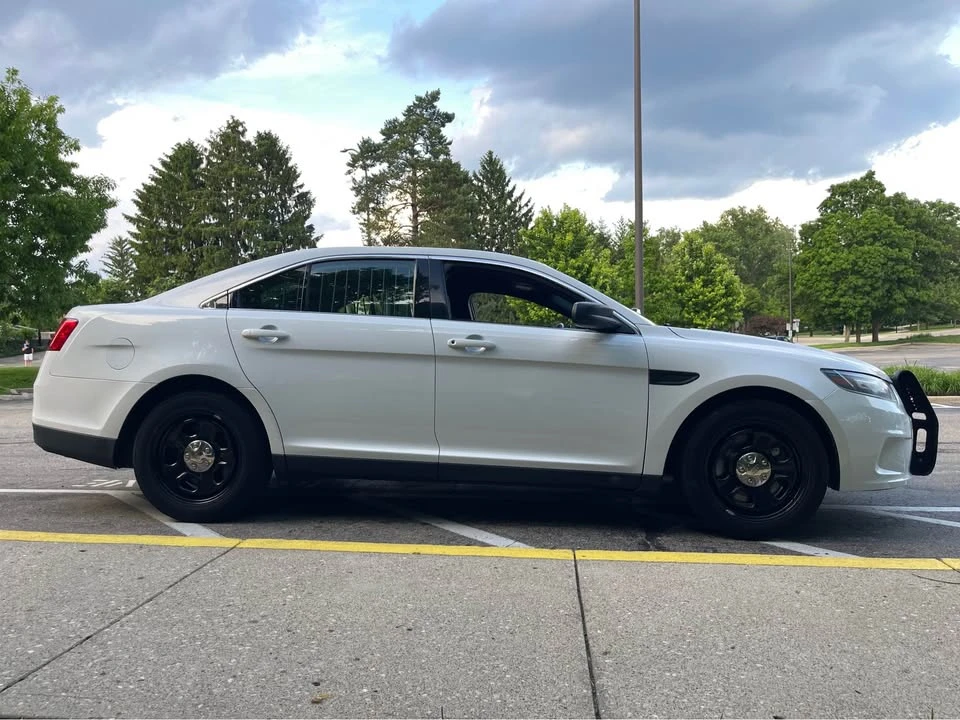 2015 Ford Taurus 6th Gen - Image 4 of 18