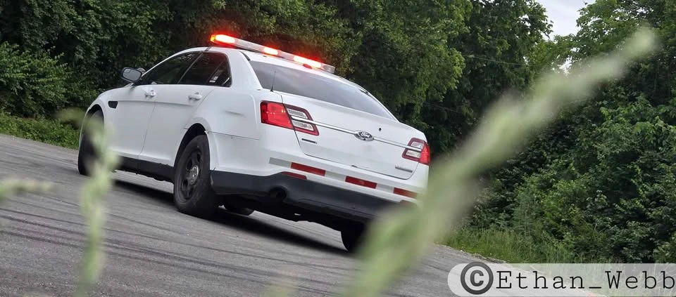2015 Ford Taurus 6th Gen - Image 2 of 10
