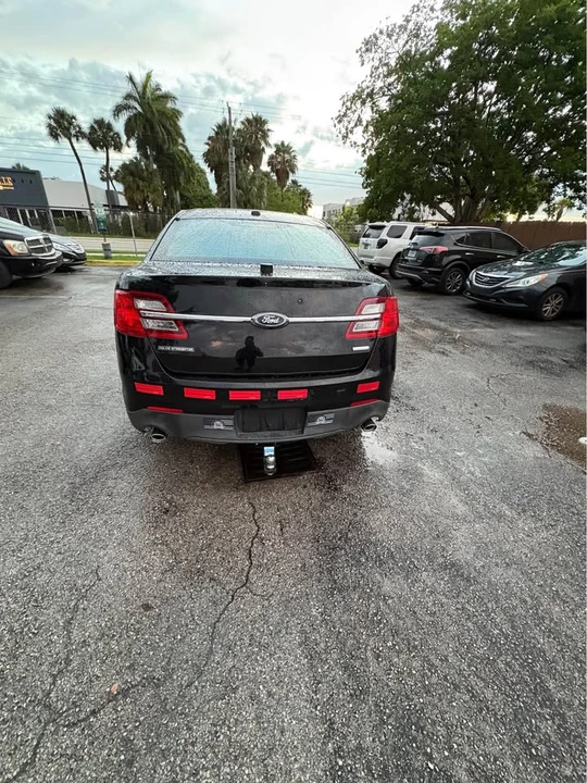2015 Ford Taurus 6th Gen - Image 4 of 12
