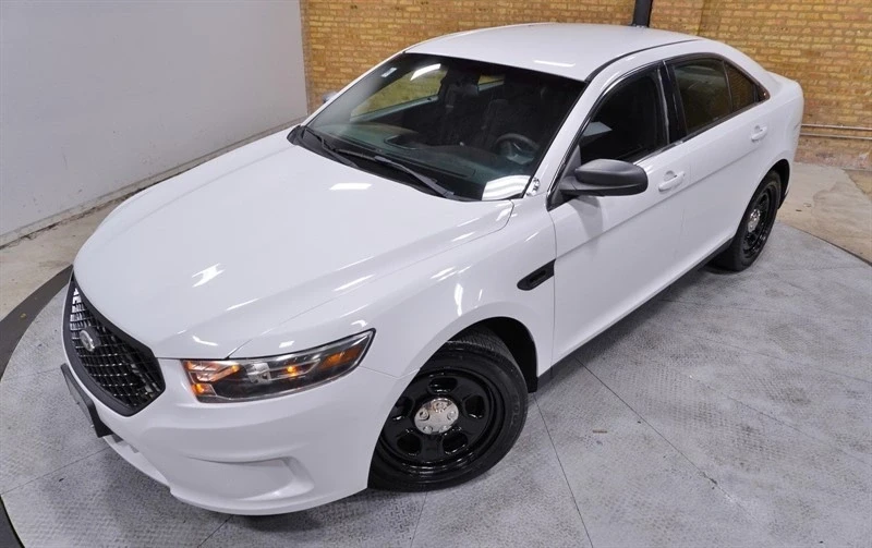 2015 Ford Taurus 6th Gen - Image 2 of 12