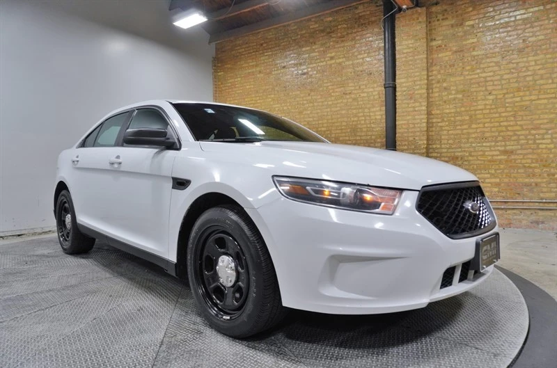 2015 Ford Taurus 6th Gen - Image 5 of 12