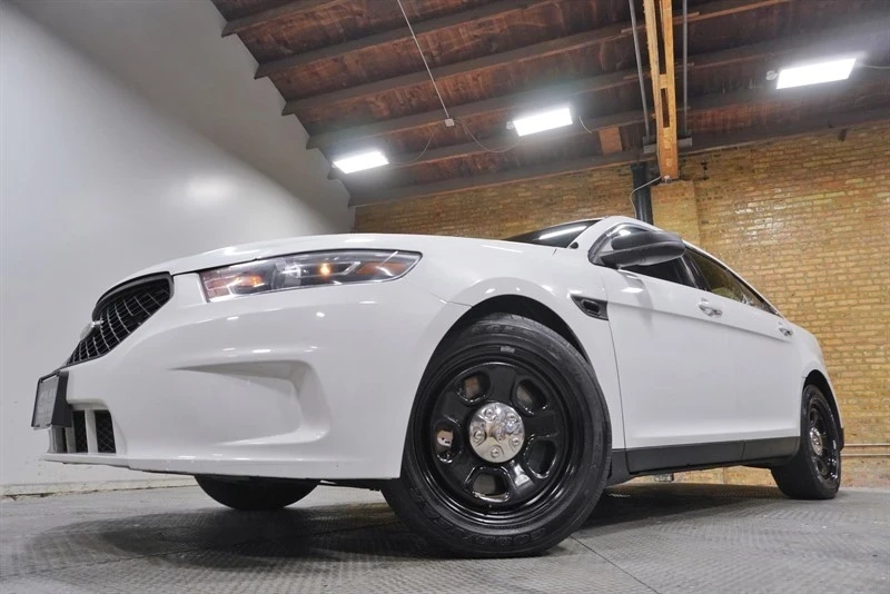 2015 Ford Taurus 6th Gen - Image 3 of 12