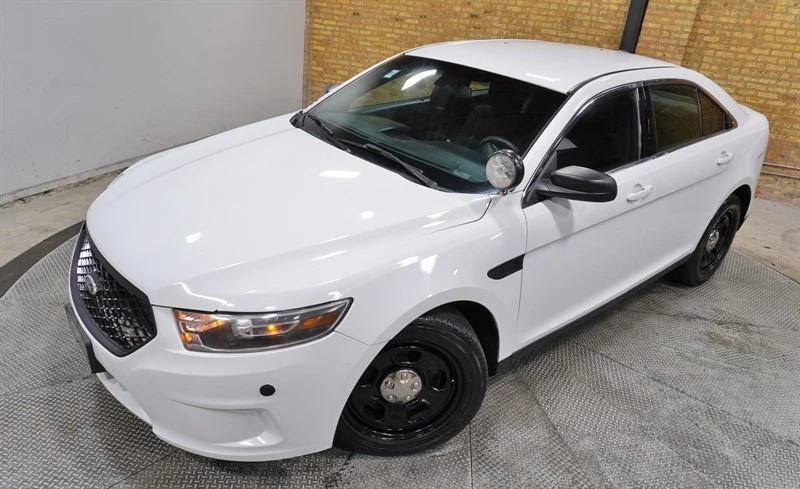 2015 Ford Taurus 6th Gen - Image 2 of 12