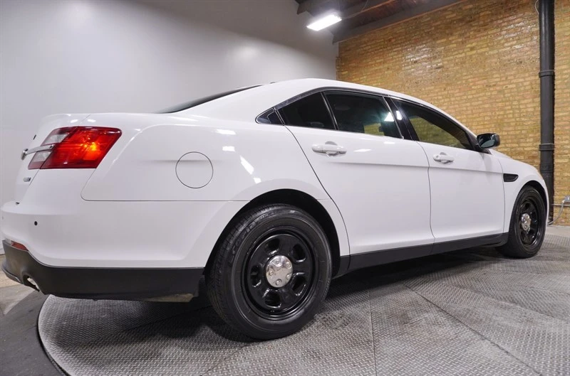 2015 Ford Taurus 6th Gen - Image 12 of 12