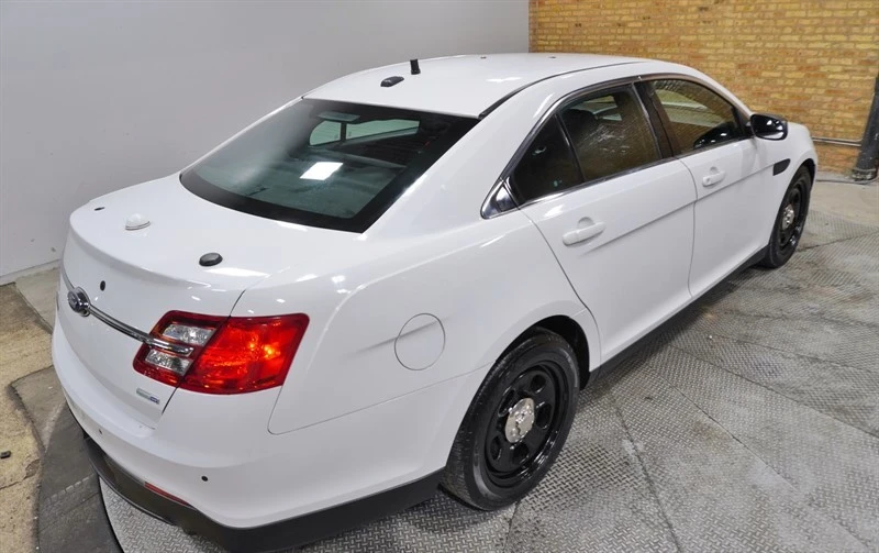 2015 Ford Taurus 6th Gen - Image 11 of 12