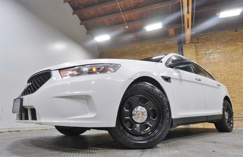 2015 Ford Taurus 6th Gen - Image 3 of 12