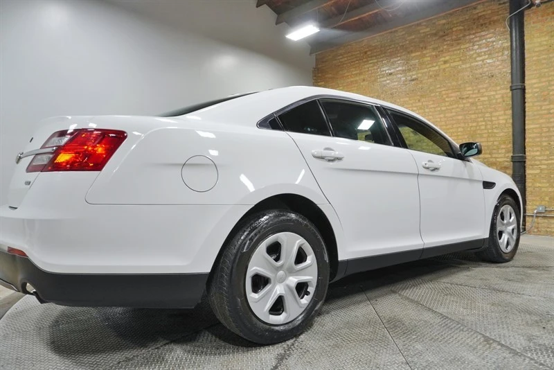 2015 Ford Taurus 6th Gen - Image 12 of 12