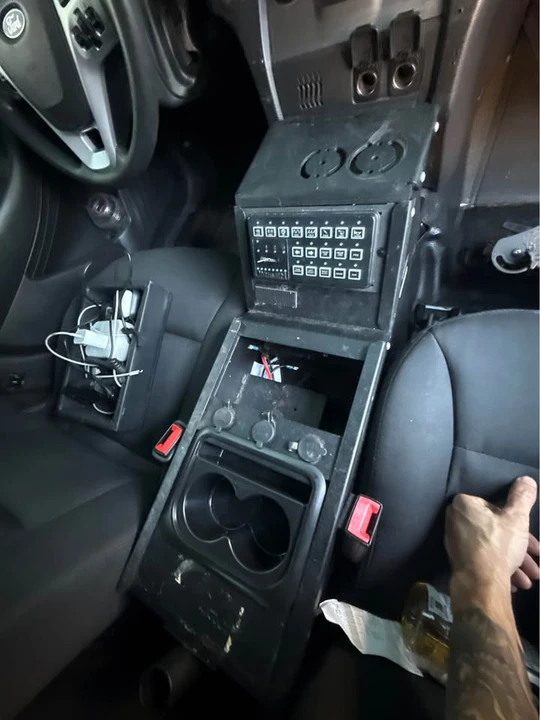 2015 Ford Taurus 6th Gen - Image 9 of 15
