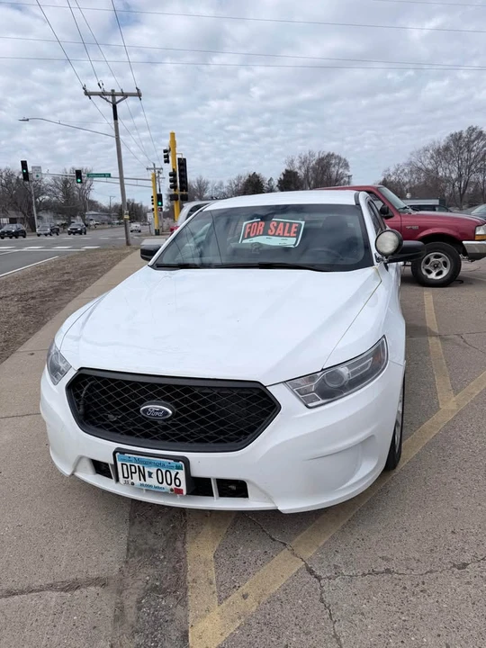 2015 Ford Taurus 6th Gen - Image 4 of 5