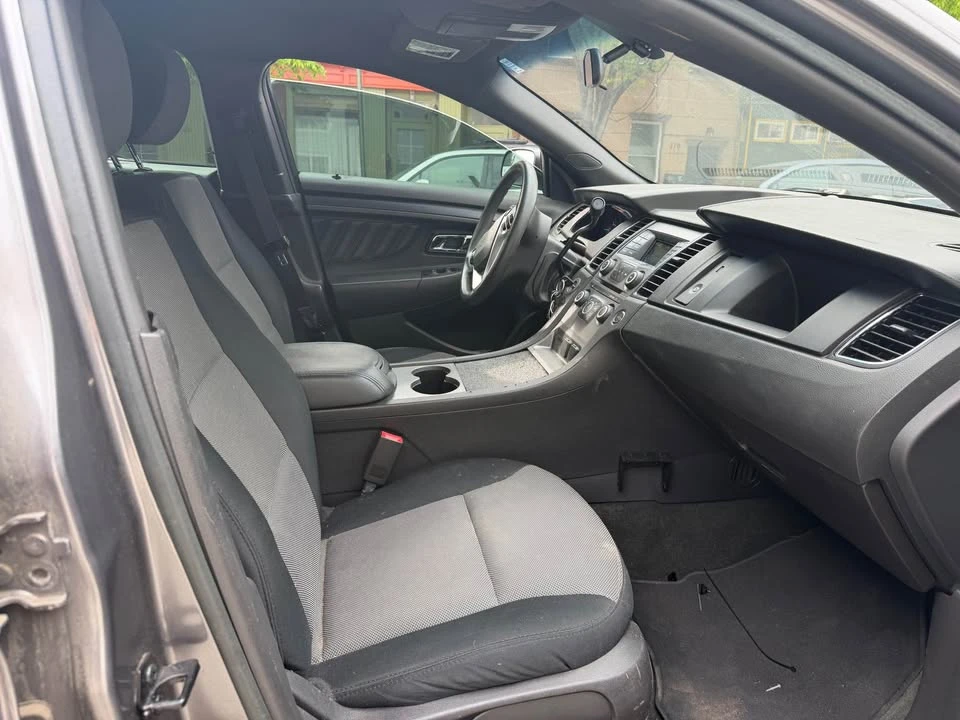 2015 Ford Taurus 6th Gen - Image 7 of 9
