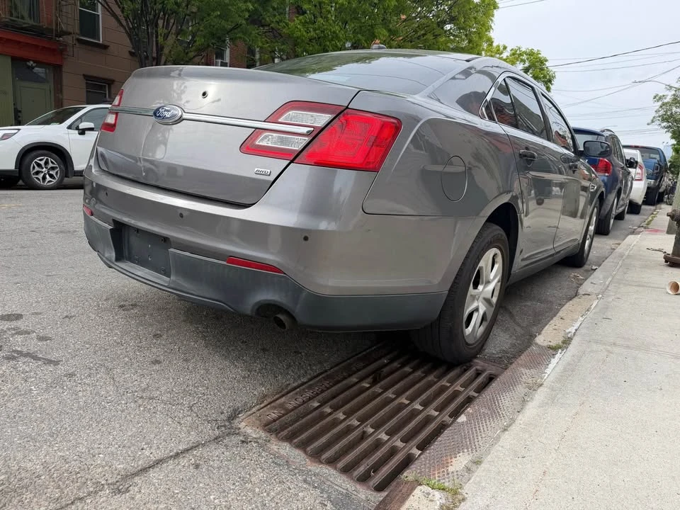 2015 Ford Taurus 6th Gen - Image 4 of 9