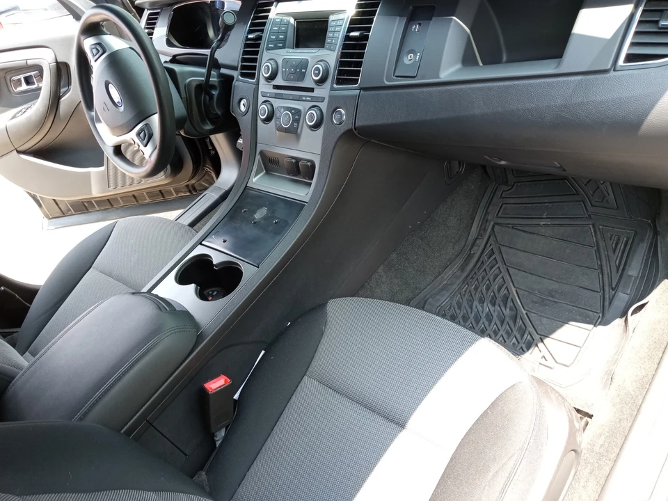 2015 Ford Taurus 6th Gen - Image 14 of 14