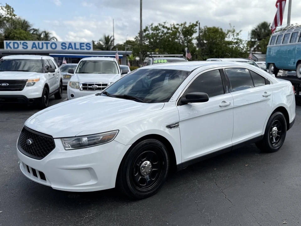 2015 Ford Taurus 6th Gen - Image 2 of 21