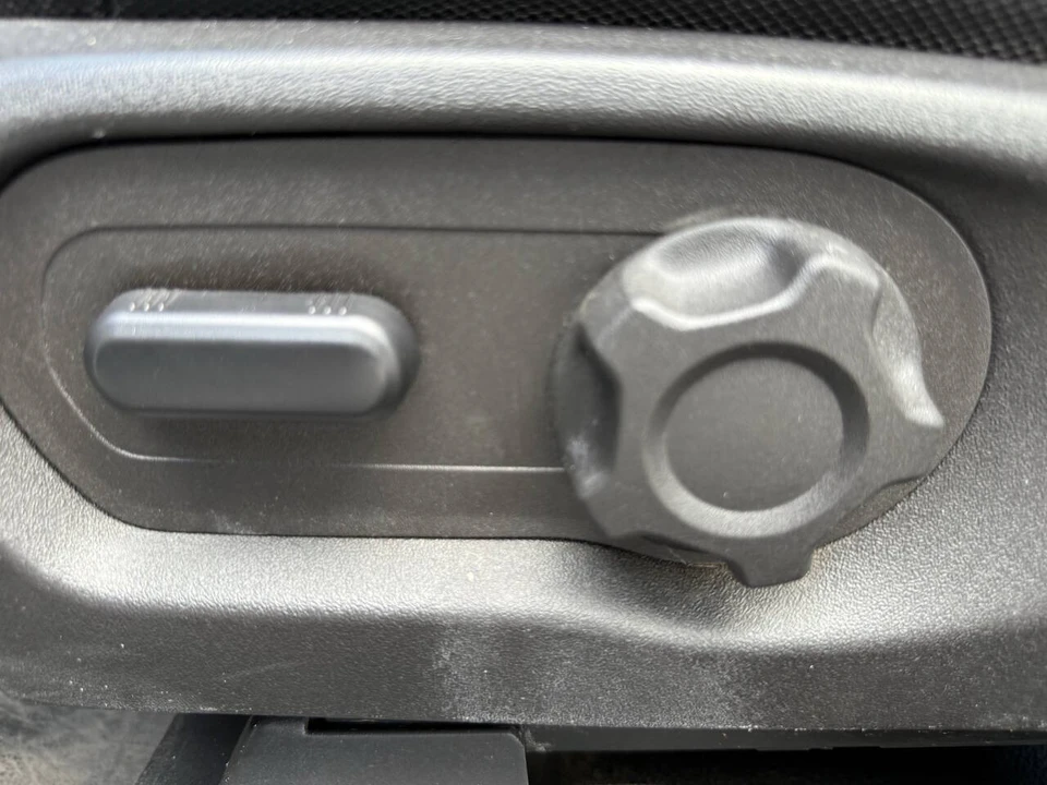 2015 Ford Taurus 6th Gen - Image 11 of 21